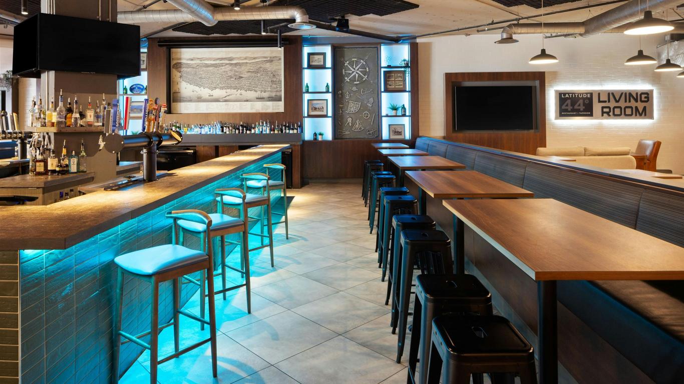 Four Points by Sheraton Halifax