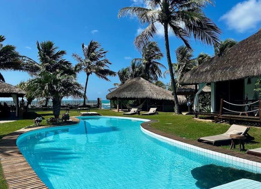 Басейн Фото