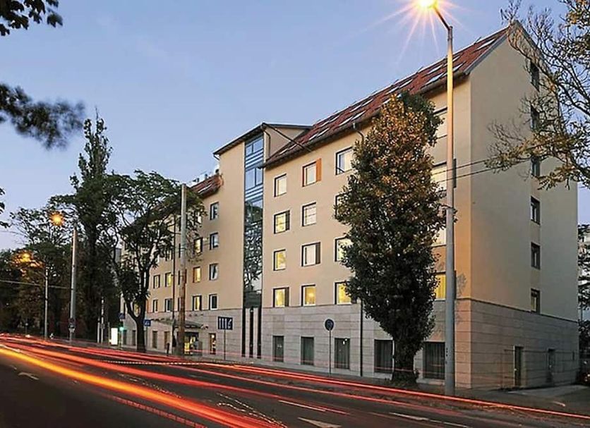 Будівля Фото