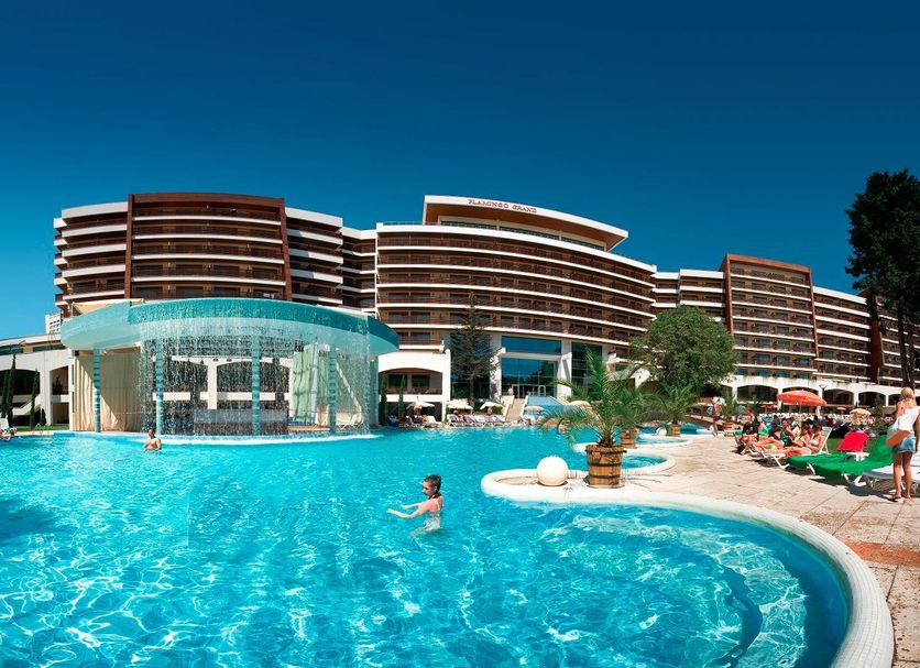 Басейн Фото