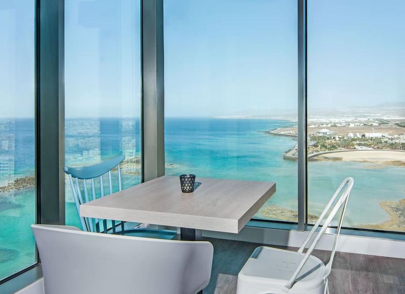 Балкон Фото