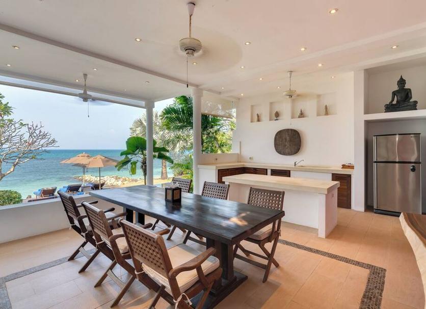 Їдальня Фото