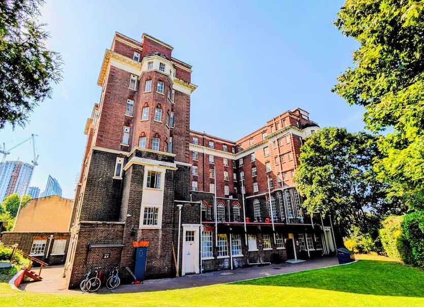 Будівля Фото