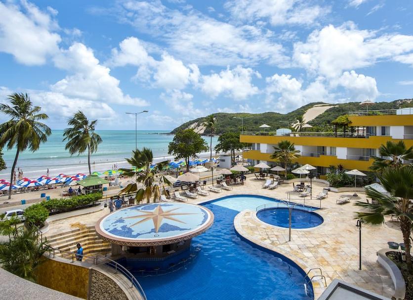 Басейн Фото