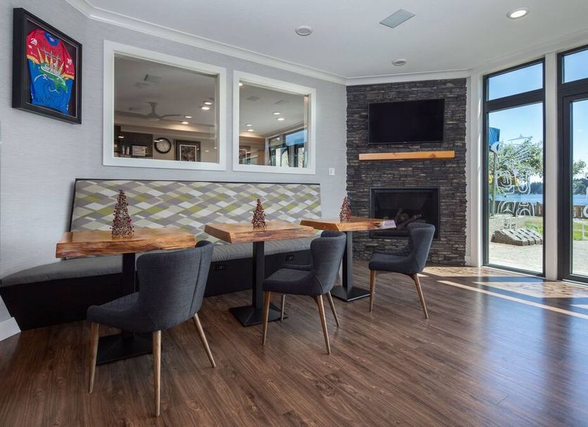 Їдальня Фото