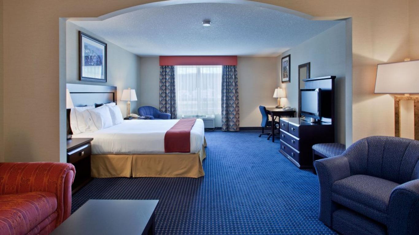 Holiday Inn Express & Suites Hinton